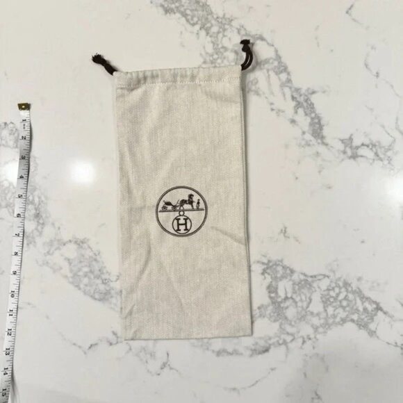 Hermes Dust Bag Perfect for Flats or Sandals Size 14 x 7 - Picture 4 of 4